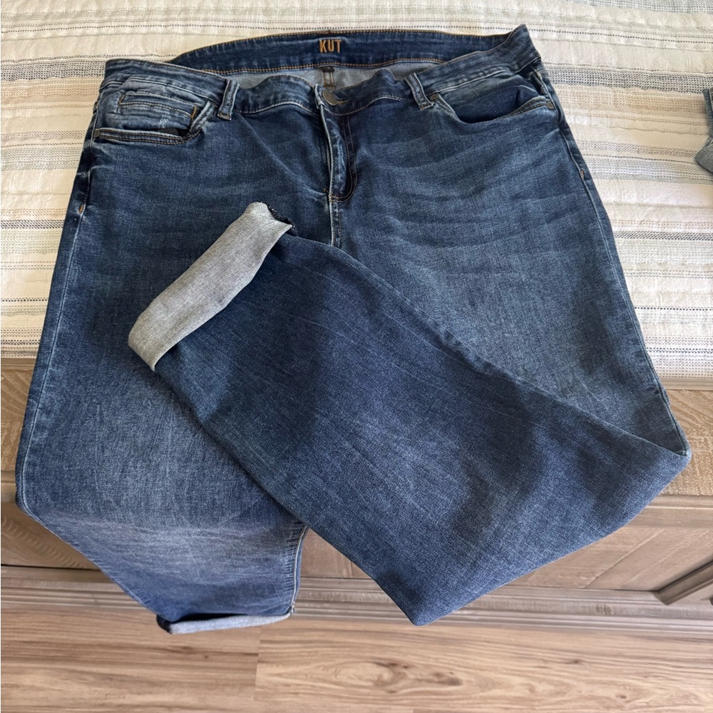 Kut from the Kloth  Blue Jeans